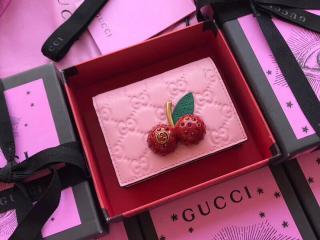 0g6ez 5878 Gucci グッチ 財布 コピー チェリー グッチ シグネチャー カードケース コイン 紙幣入れ付き レディース 二つ折り財布 日本限定 ピンク グッチ 二つ折り財布 グッチ 財布 グッチコピー ブランドコピー優良店