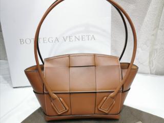 【575943-3】 BOTTEGA VENETA ボッテガ・ヴェネタ バッグ コピー イントレチャート フレンチカーフ ザ・アルコ ARCO 33 ハンドバッグ レディース ショルダーバッグ 5色可選択