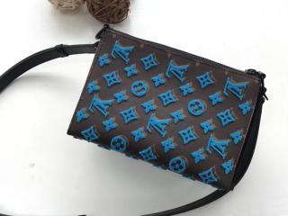 M45078】 LOUIS VUITTON ルイヴィトン モノグラム バッグ スーパーコピー Triangle トリアングル・メッセンジャー メンズ  ショルダーバッグ_ルイヴィトン メンズ バッグ_ルイヴィトンバッグ_ルイヴィトンコピー_ブランドコピー優良店