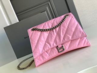 716393-3】 BALENCIAGA バレンシアガ バッグ コピー 新作 ピンク の ウィメンズ CRUSH ミディアム チェーンバッグ  キルト仕上げ ショルダーバッグ_バレンシアガ バッグ_バレンシアガコピー_ブランドコピー優良店